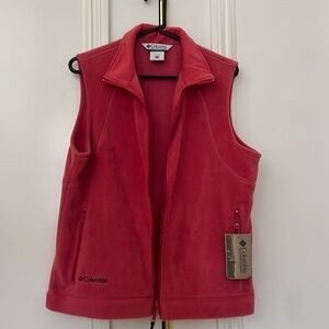 Columbia fleece vest.